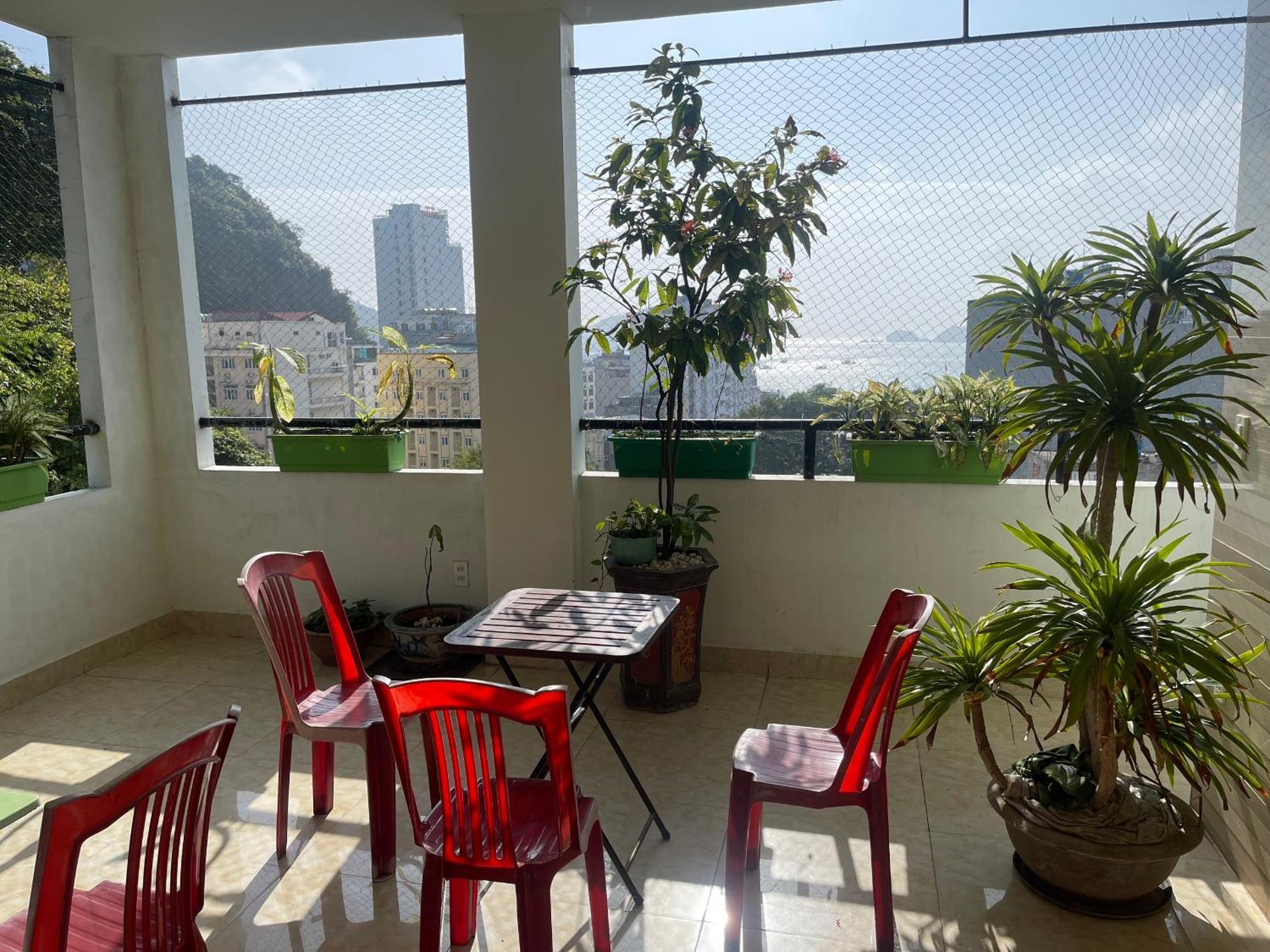 Catba Sky View Hotel Dong Khe Sau Buitenkant foto